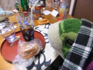130421（日）-01【0950頃】菓子パン、アイスコーヒー《家-嫁》_02