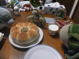 160206（土）-03-1【1100頃】日本一家で簡単に焼けるちぎりパン《家-嫁》_01